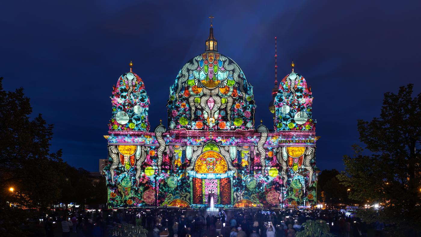 Wenn Lichtkunst Berlins Wahrzeichen zum Leuchten bringt