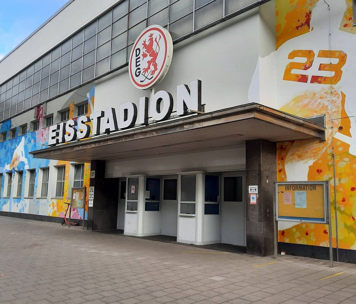 Eisstadion an der Brehmstraße hat wieder geöffnet