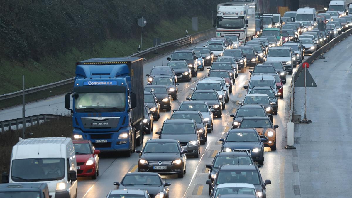 Röhre gesperrt und langer Stau