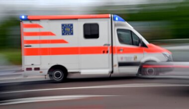Auf Autobahn bei München - Sportwagen in zwei Teile gerissen – Fahrer verletzt - Bayern
