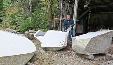 Tittlinger Bildhauer arbeitet an außergewöhnlichem Kunstwerk