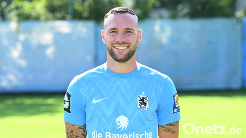 Münchens Patrick Hobsch erzielte das 2:2 gegen Viktoria Köln. Bild: Felix Hörhager/dpa