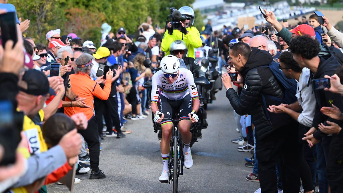 EM-Triumph als große Show: Pogacar verzwergt seine Rivalen mit Super-Solo