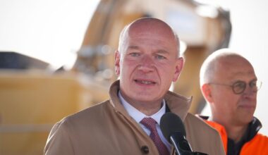 Berlins Regierender Bürgermeister ist gegen die Wehrpflicht