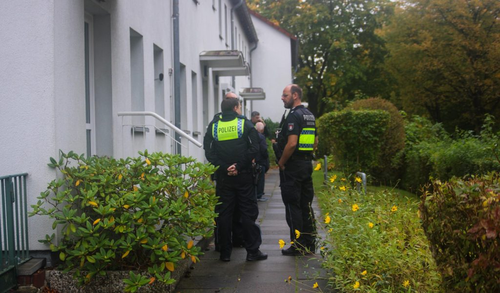 Pflegerin entdeckt toten Bewohner – Polizei ermittelt