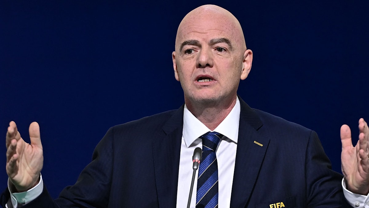 Fußball: Israel-Ausschluss? Fifa-Boss Infantino bezieht Stellung