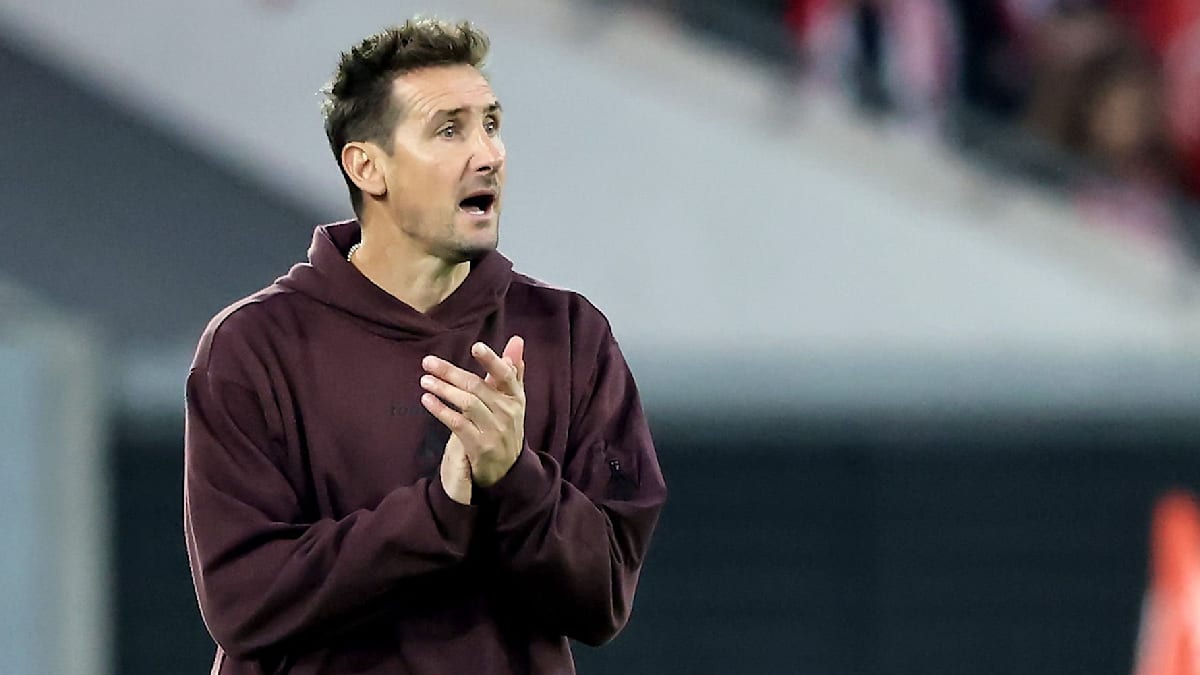 Zweite Liga: Miroslav Kloses 1. FC Nürnberg sendet Lebenszeichen, Paderborn bleibt oben
