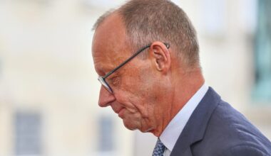 Deutschlandtrend: Merz stürzt in Wählergunst ab