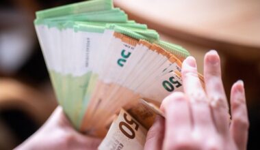 Rente, Spotify, Black Friday, Kfz-Versicherung – Änderungen für Verbraucher im November