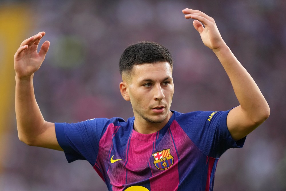 Barça-Juwel Roony Bardghji stand auch beim VfB Stuttgart auf dem Zettel  Barça-Juwel Roony Bardghji stand auch beim VfB Stuttgart auf dem Zettel