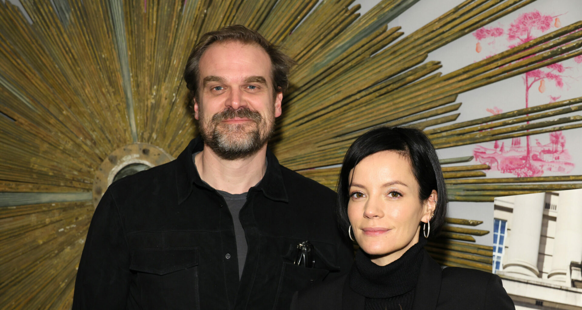 David Harbour und Lily Allen im Jahr 2022