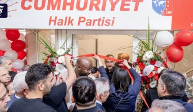 CHP in Hessen: Türkische Opposition mitten in Frankfurt