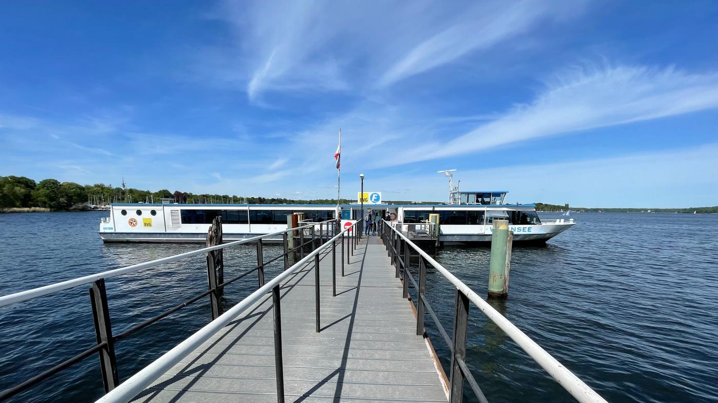 Die große Fotostrecke zum BVG-Schiff zwischen Wannsee und Kladow