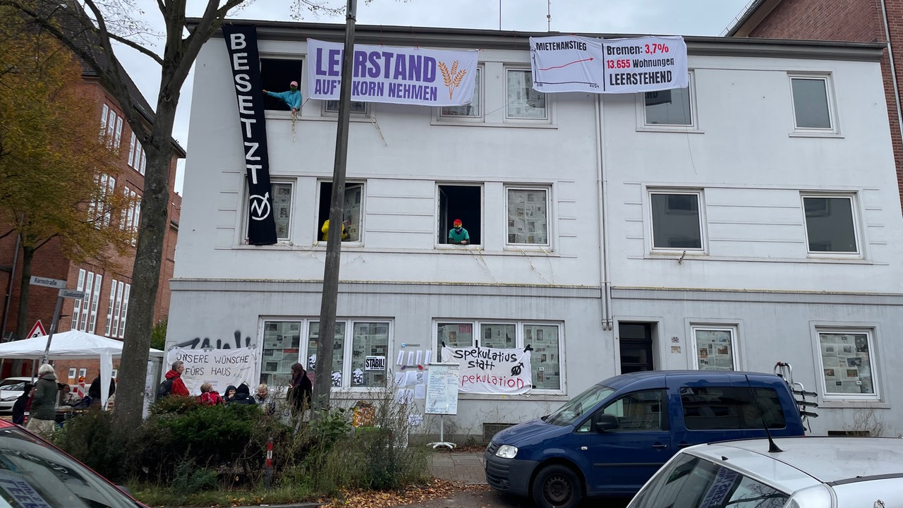 Polizei stellt Strom und Gas in besetztem Haus in Bremen ab