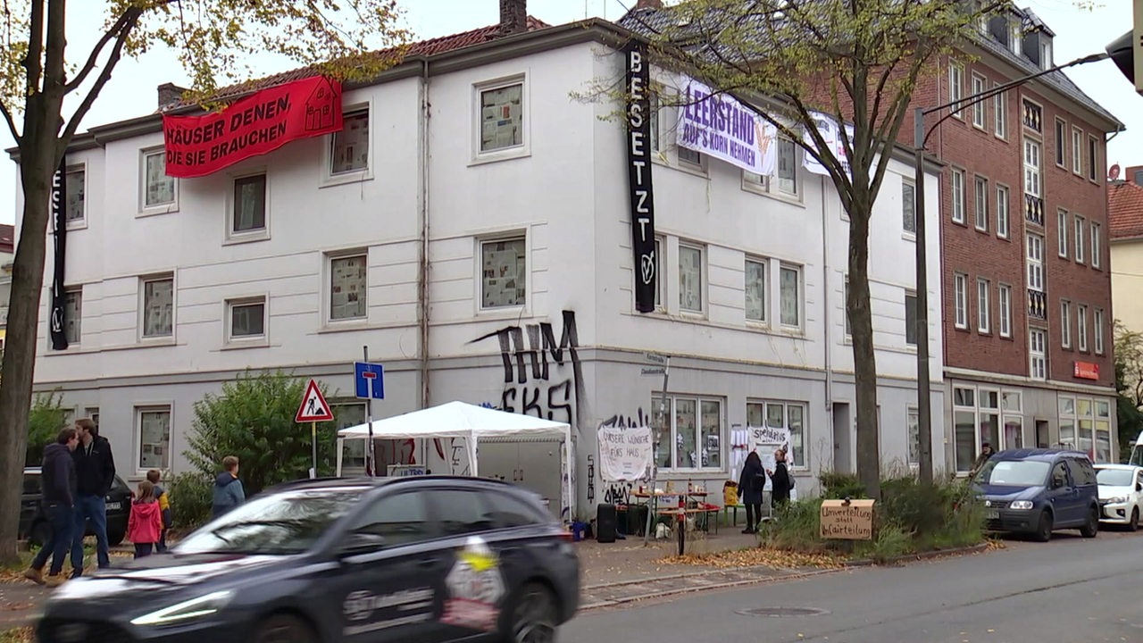Eigentümer von besetztem Haus in Bremer Neustadt erstattet Anzeige