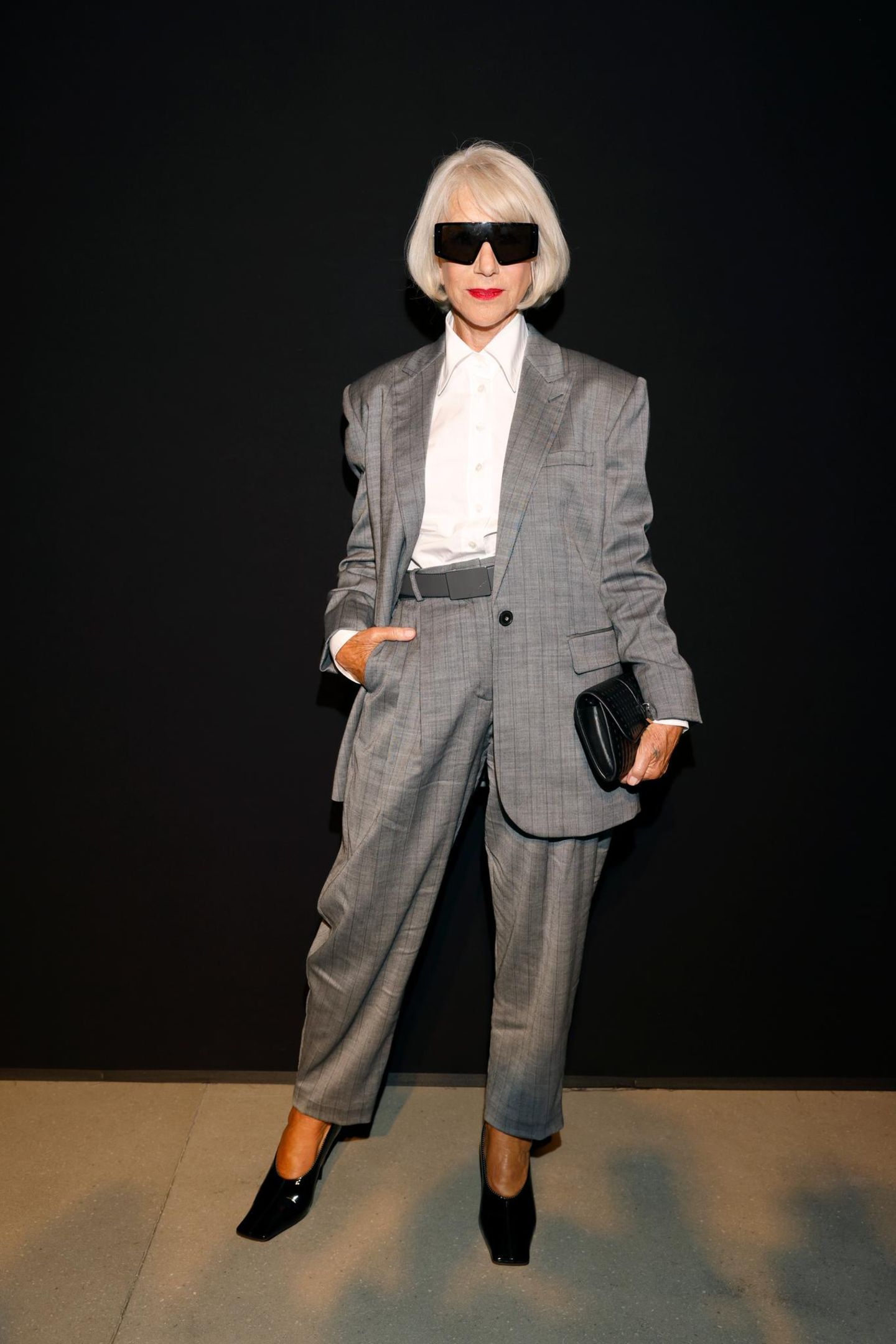 Mit XXL-Sonnenbrille hätten wir Schauspiel-Ikone Helen Mirren fast nicht erkannt.