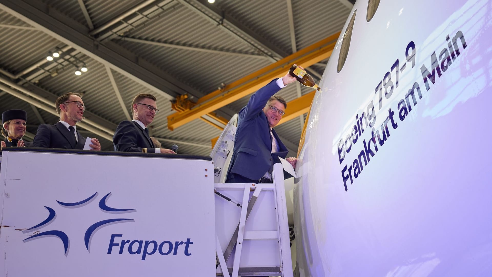 Taufe von Boing 787 auf den Namen "Frankfurt am Main" Taufe von Boing 787 auf den Namen "Frankfurt am Main"