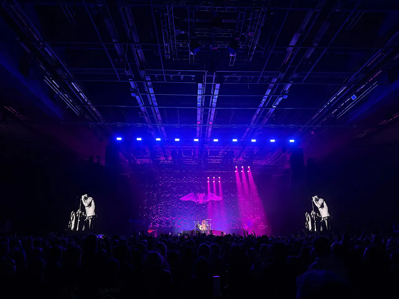 04_YUNGBLUD Sporthalle 04_YUNGBLUD Sporthalle