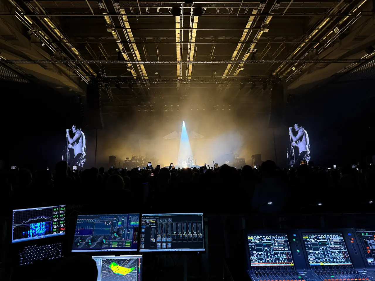 03_YUNGBLUD Sporthalle 03_YUNGBLUD Sporthalle