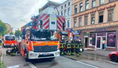 Zwei Verletzte bei Wohnungsbrand – brennende Matratze fliegt aus Fenster