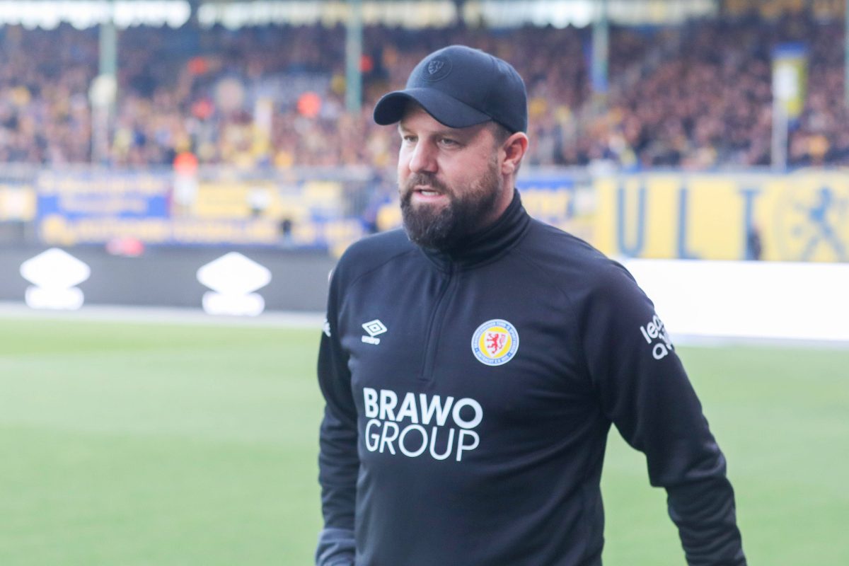 Braunschweig - Paderborn: Backhaus fassungslos! DAS lässt tief blicken