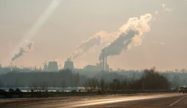 Brände weit im Inland: Russland meldet ukrainische Angriffe auf Gasfabrik und Raffinerie