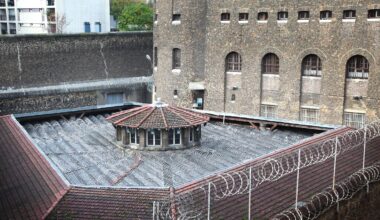 Einzelzelle für Ex-Präsident: Sarkozy ist nicht der erste Promi im Pariser Gefängnis "La Santé"