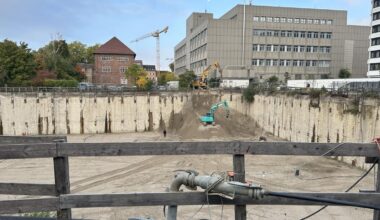 Arbeiten an riesiger Bau-Grube in Südstadt gestartet