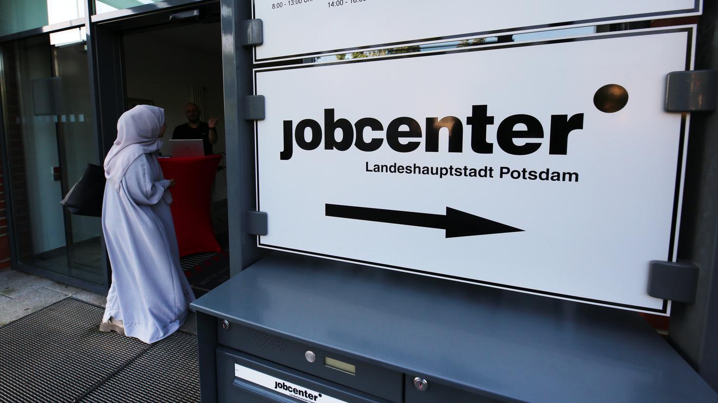 Wie Brandenburg auf Aktivrente, E-Autokaufprämie und Bürgergeldreform reagiert