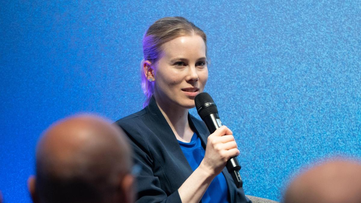 Rausschmiss von Julia Ruhs untergräbt Legitimität des Rundfunks