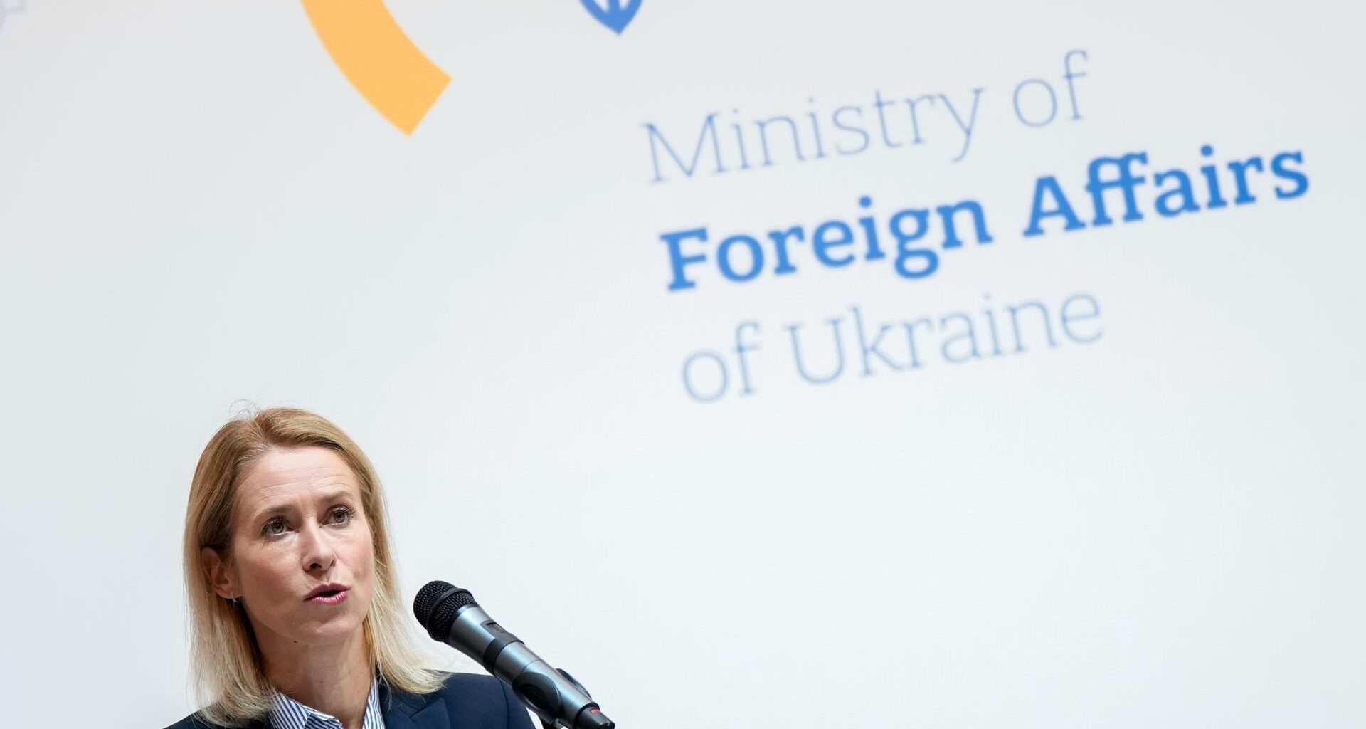 Die Hohe Vertreterin der Europäischen Union für Außen- und Sicherheitspolitik Kaja Kallas spricht während einer Pressekonferenz mit dem ukrainischen Außenminister im Außenministerium.