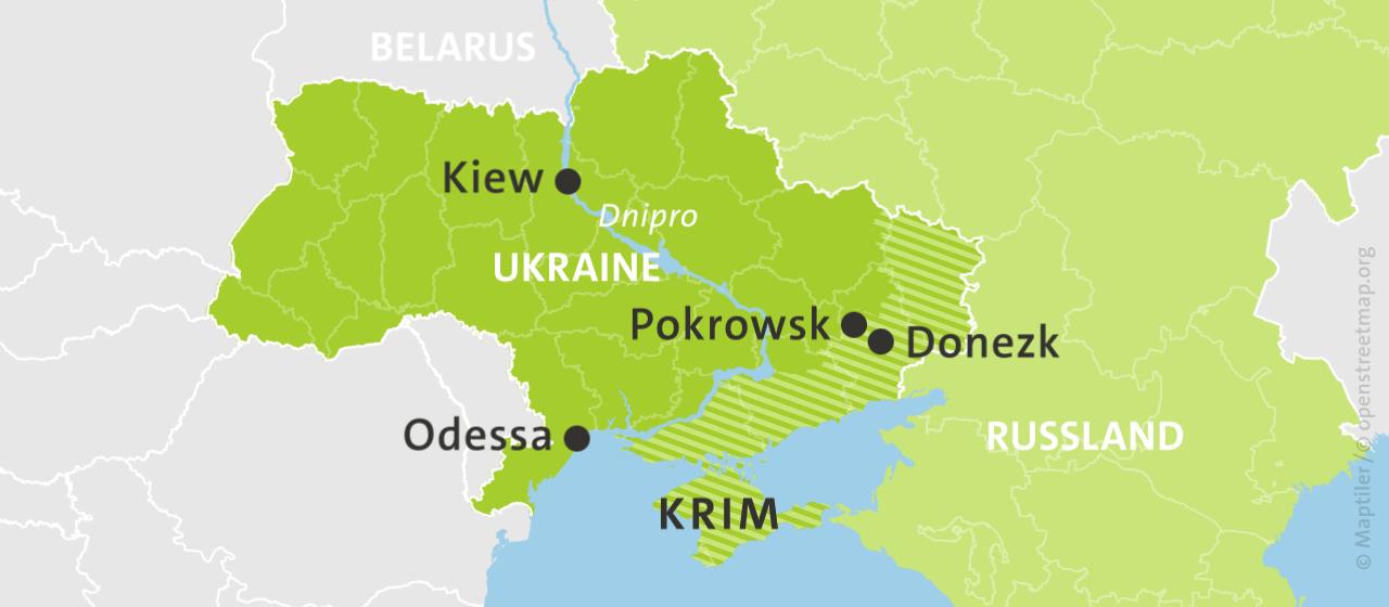 Karte der Ukraine und Russlands, hell schraffiert: von Russland besetzte Gebiete