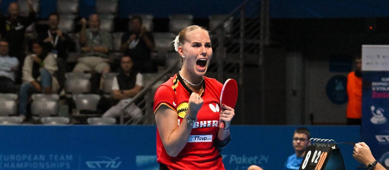 Deutschlands Anett Kaufmann bejubelt ihren Punktgewinn