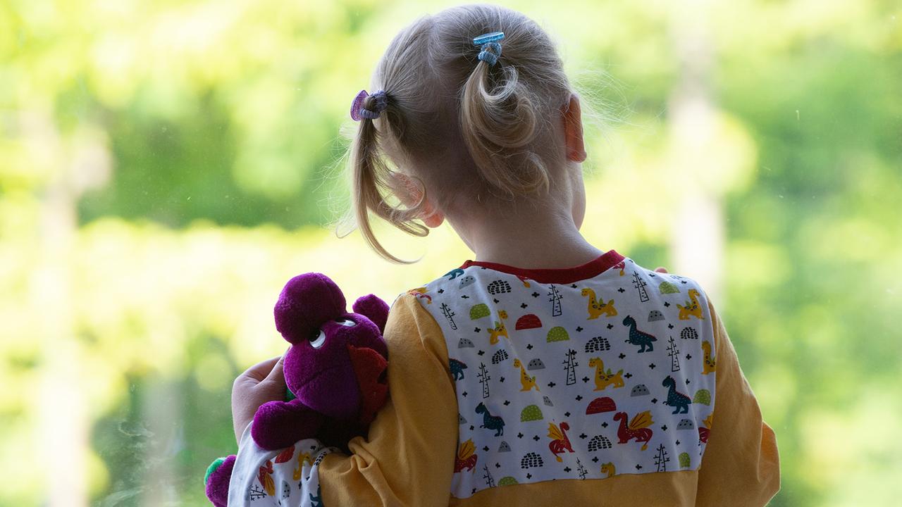 Nach RSV-Impfung: Zahl der erkrankten Kleinkinder um die Hälfte gesunken
