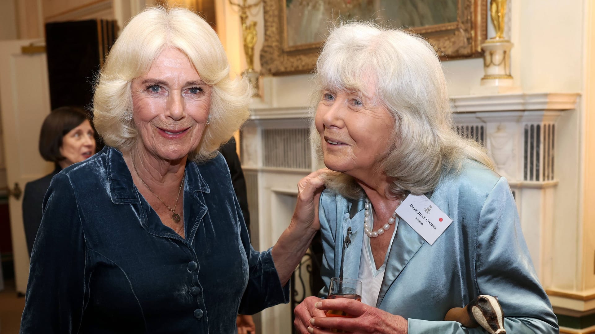Königin Camilla und Jilly Cooper: Die Frauen waren privat miteinander verbunden.