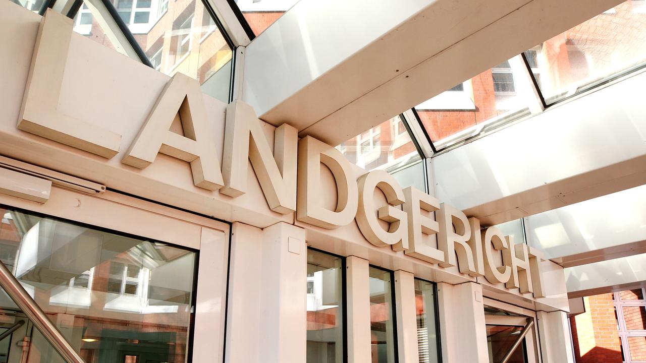 Minderjährige zu Prostitution gezwungen  | tagesschau.de