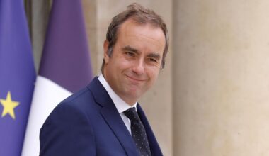 Frankreichs Premier präsentiert Regierung: Kabinett der bekannten Gesichter