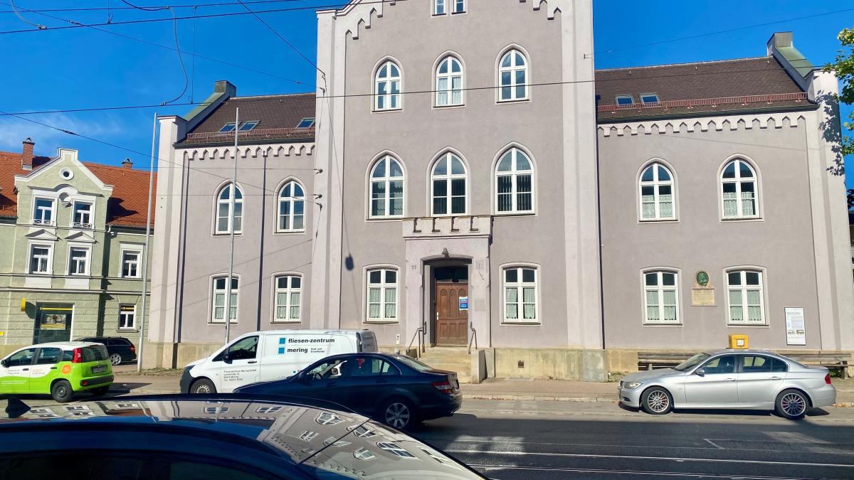 Altes Rathaus in Lechhausen führt ein Schattendasein