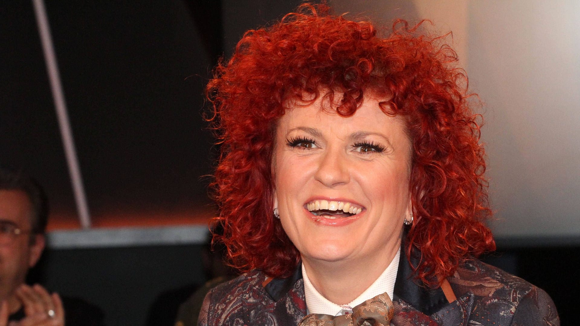 Lucy Diakovska: Die No-Angels-Sängerin stellt ihren Fans ihre Partnerin vor. Lucy Diakovska: Die No-Angels-Sängerin stellt ihren Fans ihre Partnerin vor.