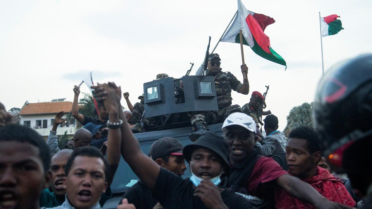 Madagaskar: Präsident spricht von "illegaler Machtübernahme"