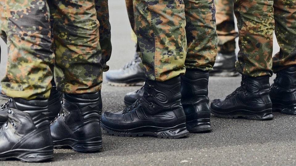 Bundeswehr-Manöver in der Altmark: Soldatin verliert Bein