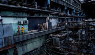 Ukraine-News: Russland beschädigt Wärmekraftwerke, Eskalation in Pokrowsk