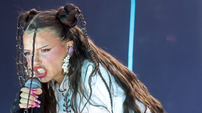 Nina Chuba in Stuttgart: Empowerment, Wut und Safe Space – so war’s bei Nina Chuba in der Schleyerhalle Nina Chuba in Stuttgart: Empowerment, Wut und Safe Space – so war’s bei Nina Chuba in der Schleyerhalle