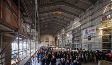 Stuttgart 21: Bahnhofs-Richtfest: OB Nopper will Arnulf-Klett-Platz „wachküssen“