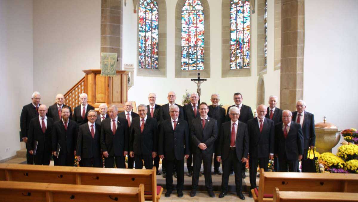 Kornwestheim: Liederkranz singt im Erntedankgottesdienst