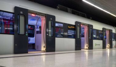 In S-Bahn in Stuttgart: Schwarzfahrer attackiert Kontrolleur mit Schere - Startseite