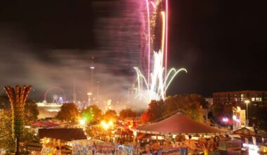 Wasen in Stuttgart: Im Video: Das Cannstatter Volksfest geht mit großem Feuerwerk zu Ende