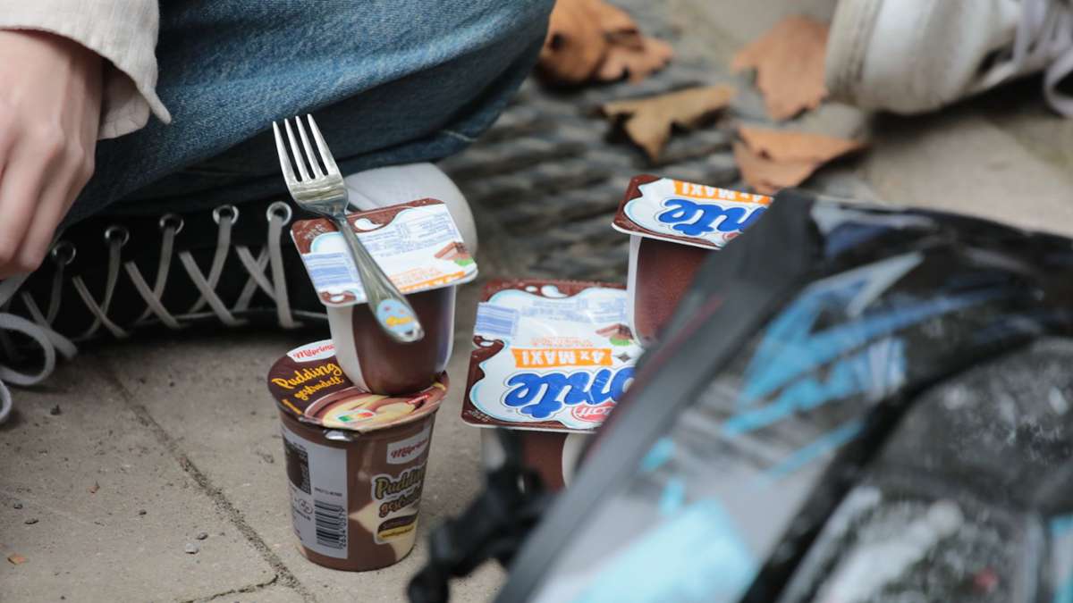 Pudding-Trend in Stuttgart: Aufgegabelt - Polizei und BWegt springen auf Pudding-Trend auf - Startseite