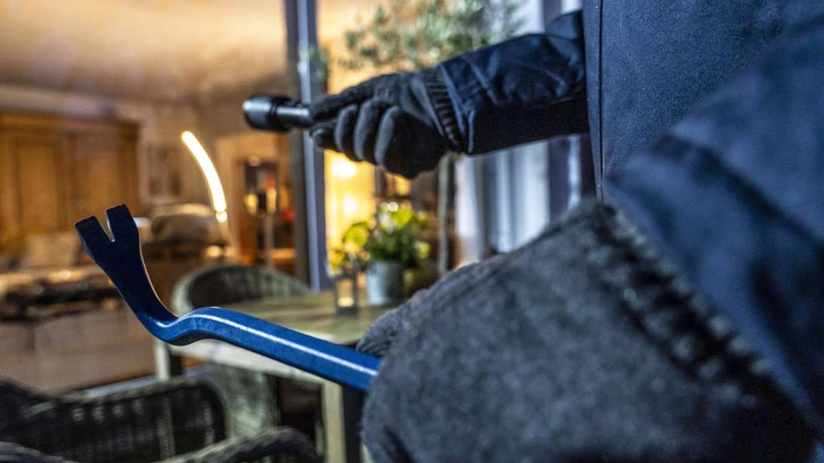 Raubüberfälle auch in Stuttgart: Luxusuhren und Schmuck gestohlen – Verteidiger kündigt Geständnisse an