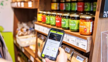 Per App rund um die Uhr einkaufen: Herrenberger Schüler eröffnen smarte Hofladenbox